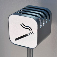 Попільнички та урни для курців